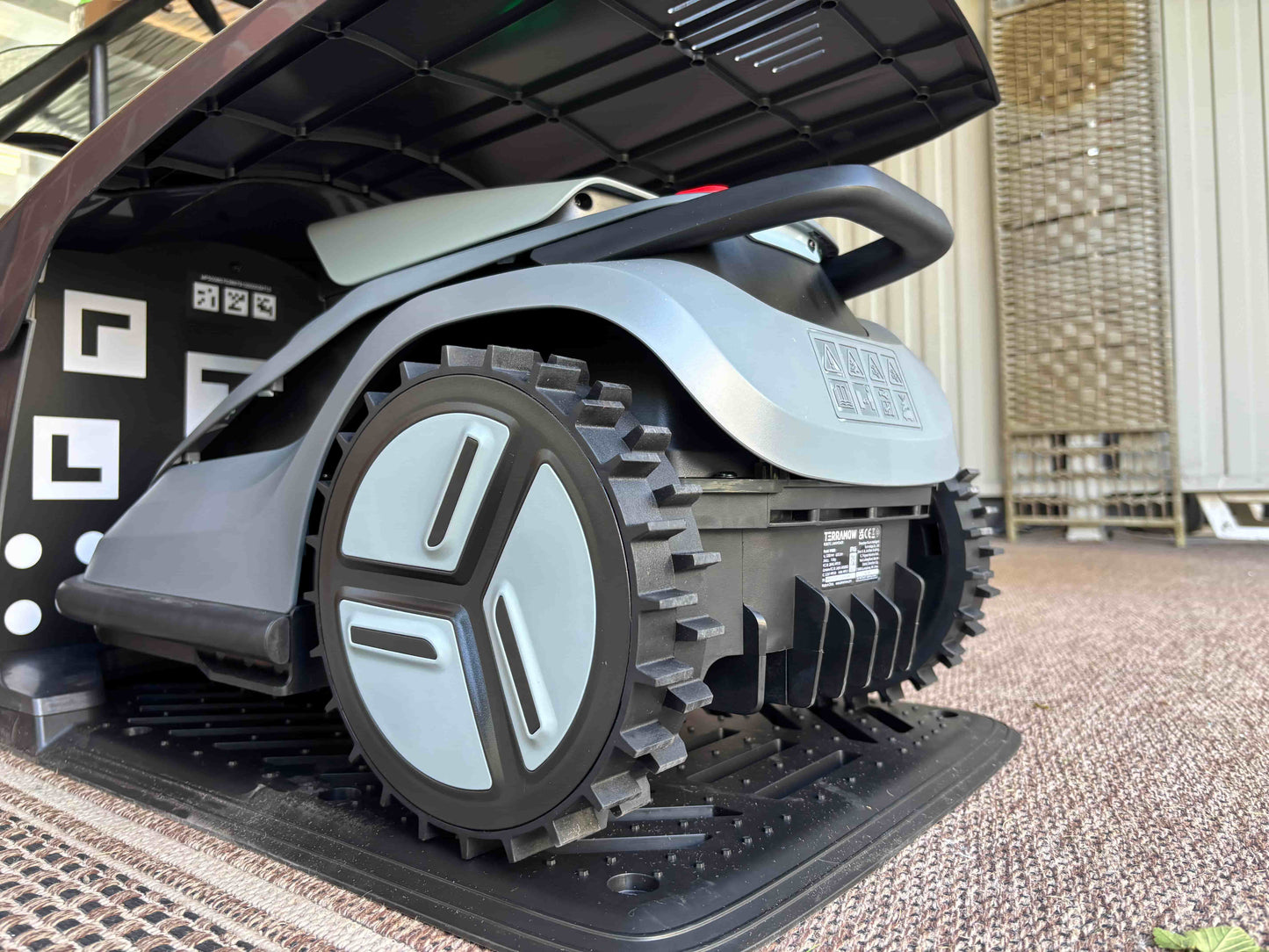 Robot Lawn Mower V Series