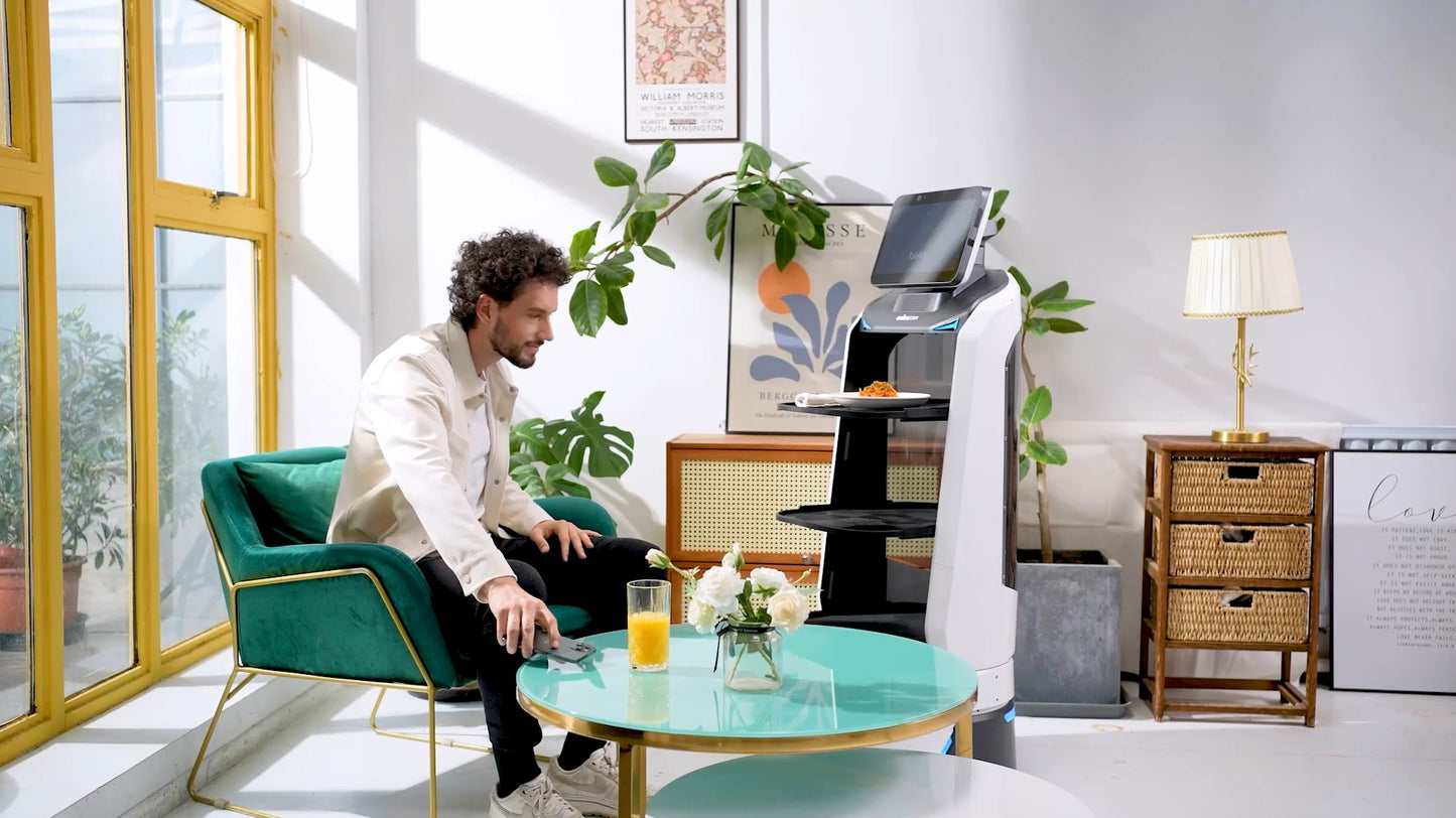 OrionStar LuckiBot Series – Autonomous AI Delivery Robot